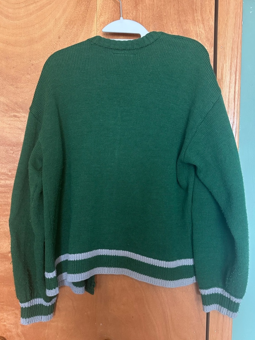 Warner Bros. Harry Potter Slytherin Green Cardigan Sweater small/medium - Picture 2 of 5